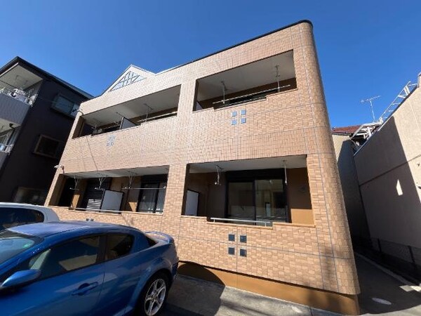 駐車場(外観写真（昼）)