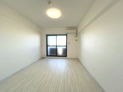 物件内観写真2　(※写真は同じマンションの違う部屋のものになります。)