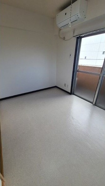 物件内観写真2　(※写真は同じマンションの違う部屋のものになります。)