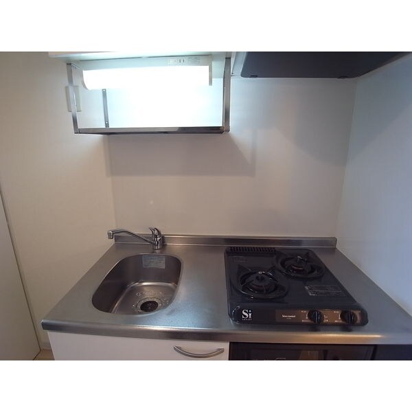 キッチン(※写真は同じマンションの違う部屋のものになります。)