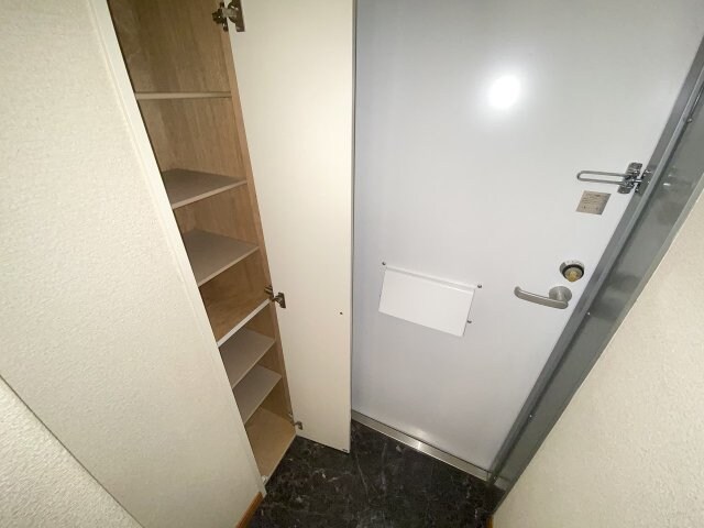 物件内観写真12　(シューズボックス)