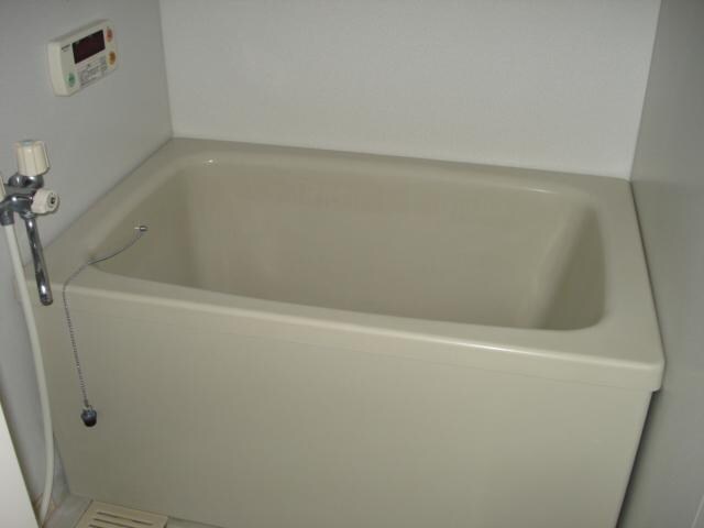 物件内観写真14　(ユニットバス)