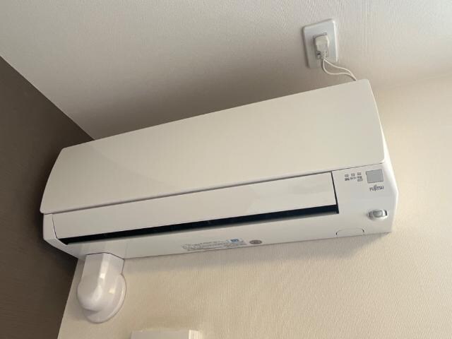 物件内観写真11　(エアコン)
