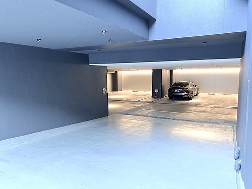 物件外観写真3　(敷地内駐車場)