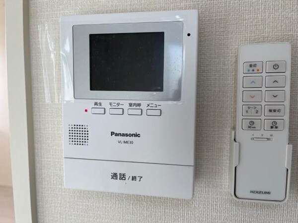 セキュリティ(カメラ付インターホン)