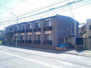 レオパレス野立外観写真