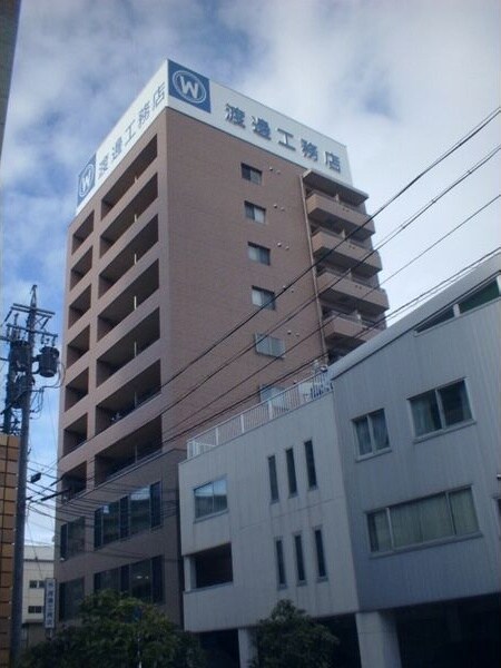 ゴールドヒルズ渡辺外観写真