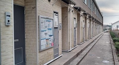 物件内観写真11　(玄関)