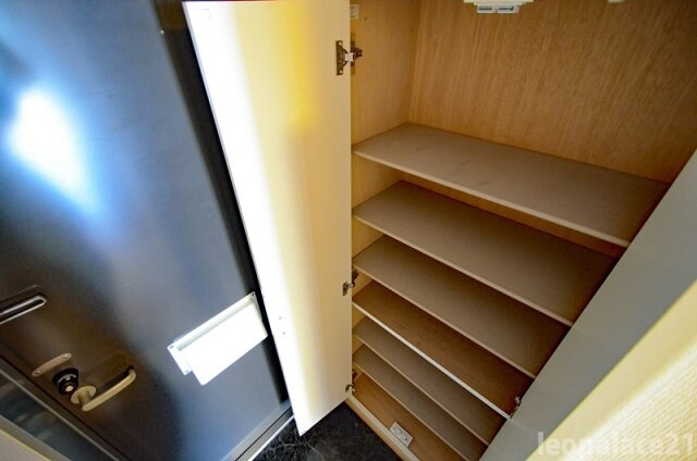 物件内観写真16　(靴箱)