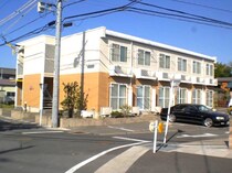 レオパレスエテルナヤマギンの外観写真