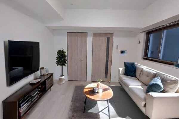 居室(※写真は同じマンションの違う部屋のものになります。
家具はイ)