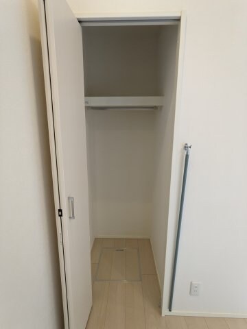 物件内観写真7　(クローゼット)