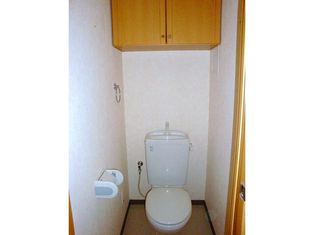 物件内観写真9　(写真、間取図面などが現況と異なる場合は現況優先となります。)