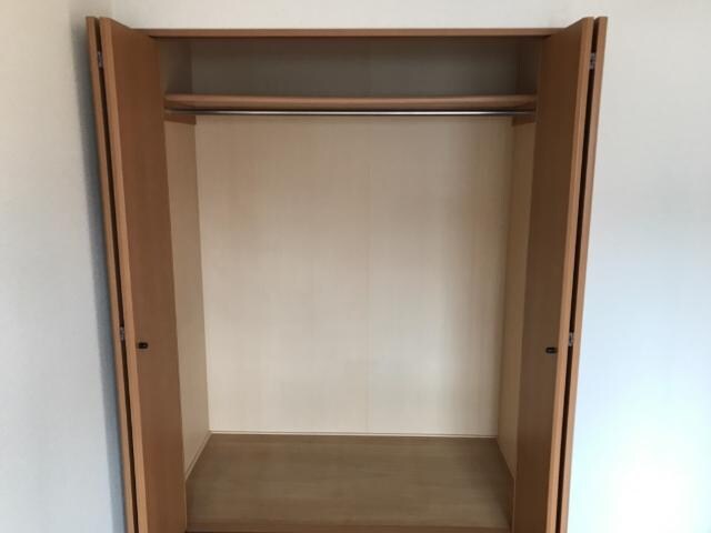 物件内観写真11　(収納)