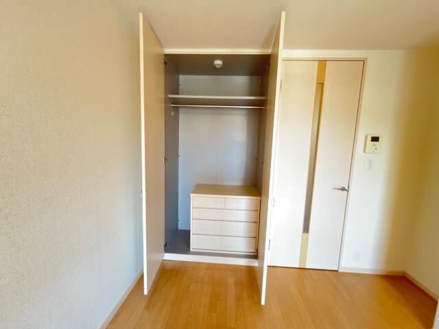 物件内観写真6　(クローゼット)