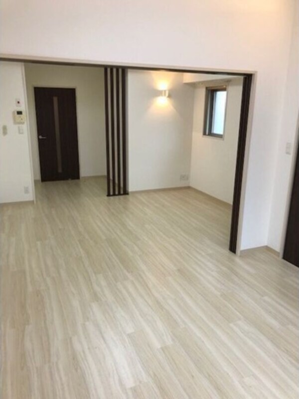 内装他(※写真は同じマンションの違う部屋のものになります。)