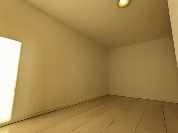 収納(床下収納)