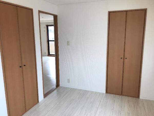 内装他(北洋室)