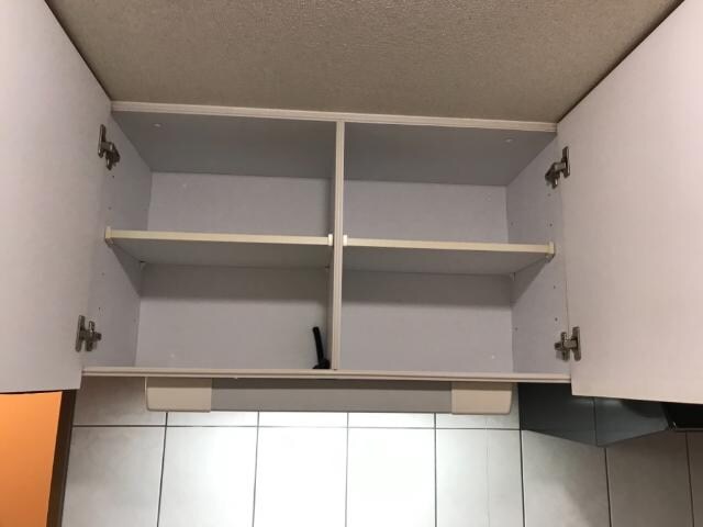 物件内観写真9　(キッチン収納)