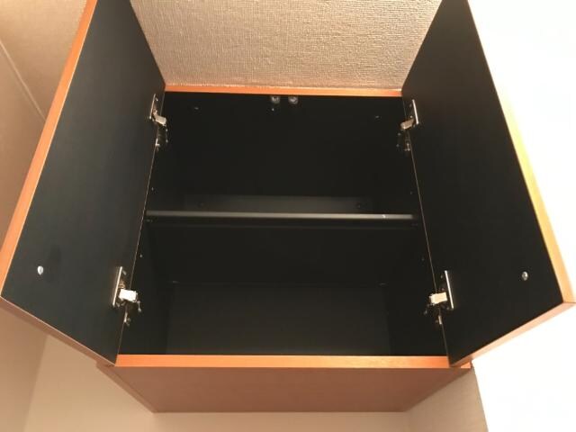 物件内観写真13　(下駄箱)