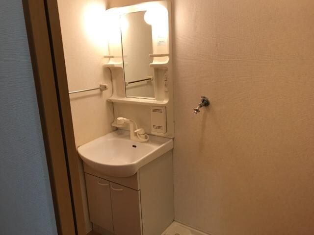 物件内観写真20　(洗髪洗面化粧台)