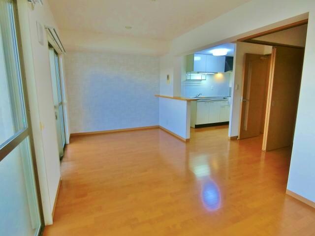 物件内観写真3　(室内写真は別部屋の写真です。)