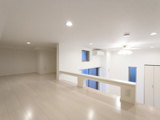 物件内観写真7　(ロフト　102号室)