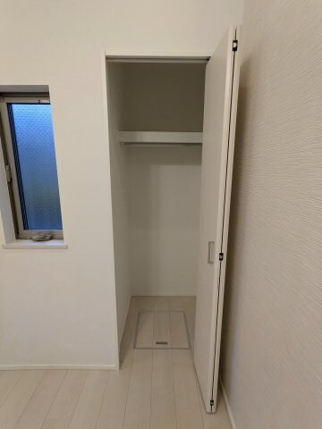 物件内観写真8　(クローゼット)
