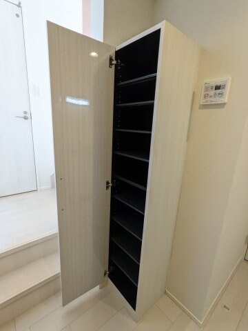 物件内観写真13　(シューズボックス)
