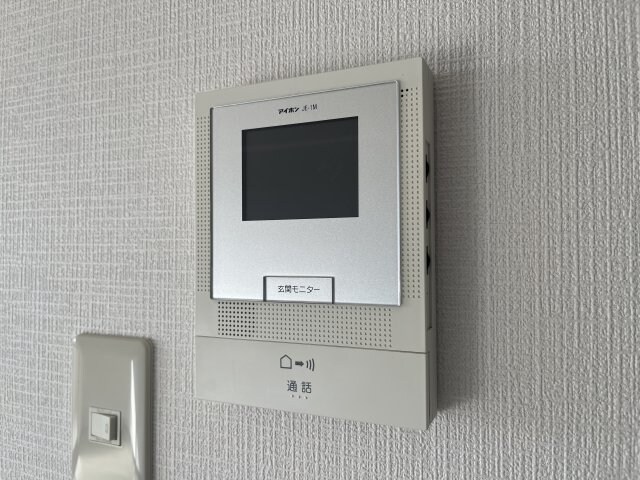 物件内観写真13　(同物件の類似部屋の写真です。色・仕様は実際と異なります。現状)