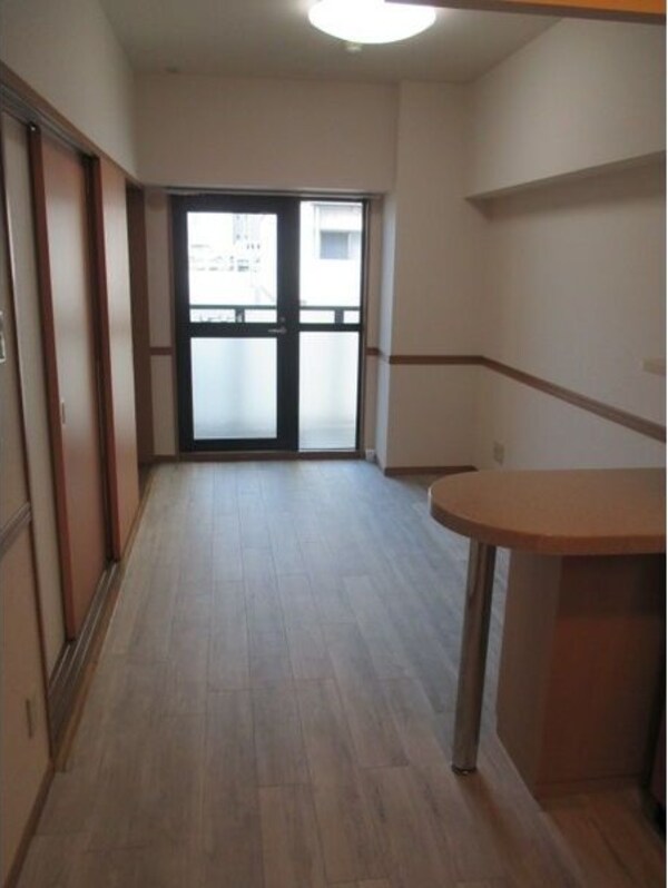 バルコニー(※写真は同じマンションの違う部屋のものになります。)