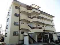 ファミーユ清須の外観写真