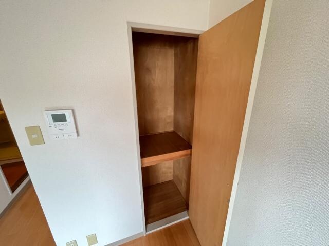 物件内観写真8　(収納)