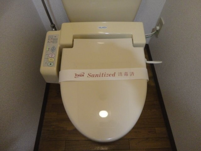 物件内観写真11　(シャワー付トイレ)