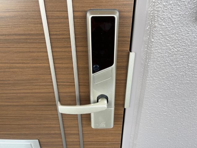 物件内観写真11　(電子キー)