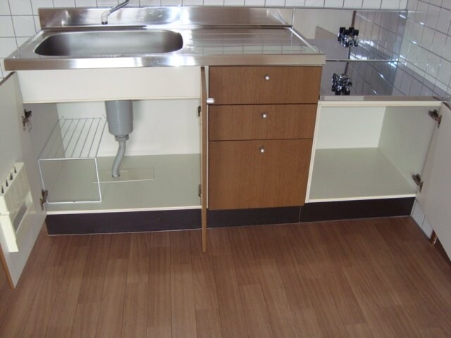 物件内観写真20　(キッチン収納)