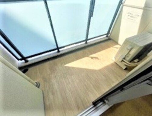 物件内観写真9　(バルコニー　※同タイプの部屋のお写真です)