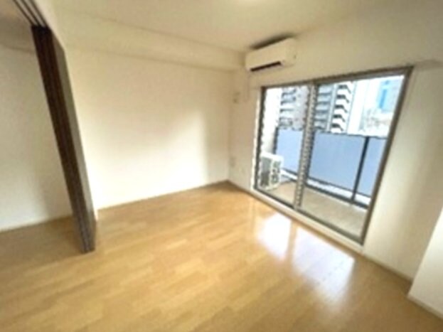 物件内観写真4　(リビング・ダイニング　※同タイプの部屋のお写真です)