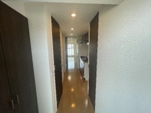 物件内観写真11　(廊下　※同タイプの部屋のお写真です)