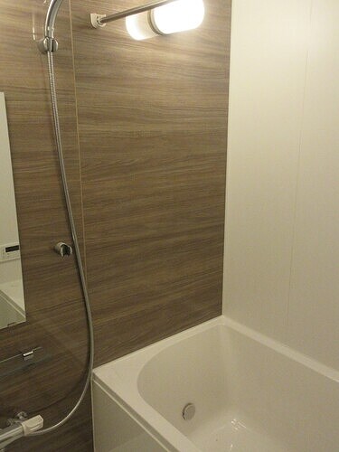 物件内観写真6　(バスルーム　※同タイプの部屋のお写真です)