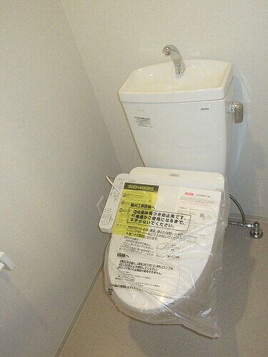 物件内観写真8　(トイレ　※同タイプの部屋のお写真です)