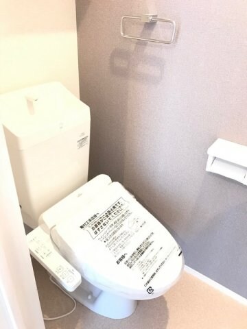 物件内観写真8　(トイレも気になるポイント)