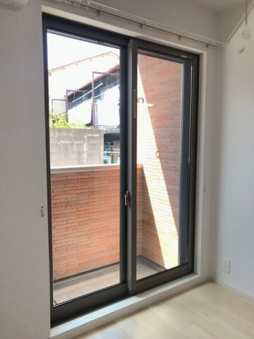 物件内観写真11　(落ち着いた時間を過ごせるバルコニーです)