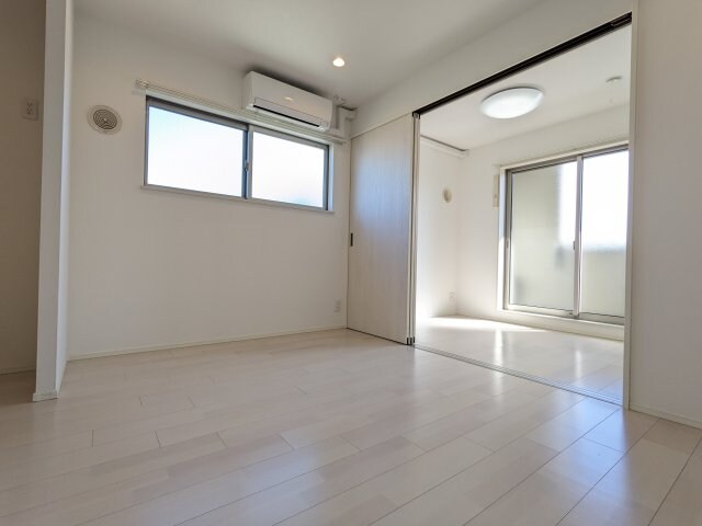 物件内観写真4　(301号室)