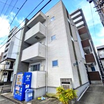 名古屋市営地下鉄名城線 平安通駅 3階建 築10年の外観写真