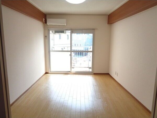 物件内観写真2　(※写真は同じマンションの違う部屋のものになります。)