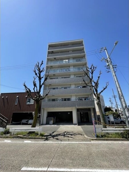 Vainqueur(ヴァンクール)外観写真