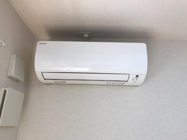物件内観写真13　(エアコン)