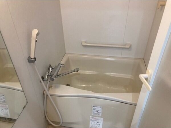 浴室(※写真は同じマンションの違う部屋のものになります。)