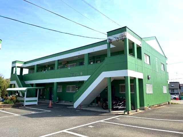 物件外観写真1　(外観写真（昼）)